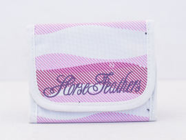 Bella wallets white waves
